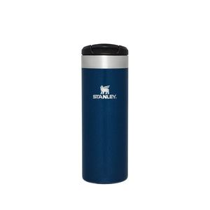 Stanley Aerolight thermos mugg blå - 0,5 L i metall med lock, designad för varma och kalla drycker.