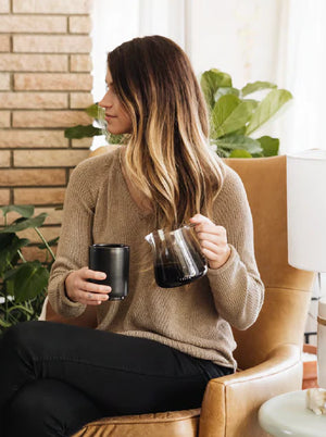 Elegant serveringskanna i glas för precis bryggning i modern miljö, EspressoGear, Senaste nytt, allt om kaffe.