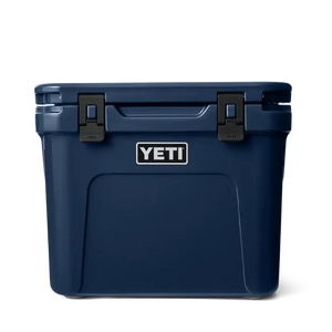 Roadie 32 Navy Blue YETI